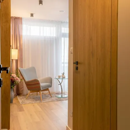 Lägenhet Piastowska Modern I Centrum