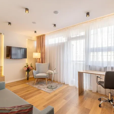 Piastowska Modern I Centrum Lägenhet *