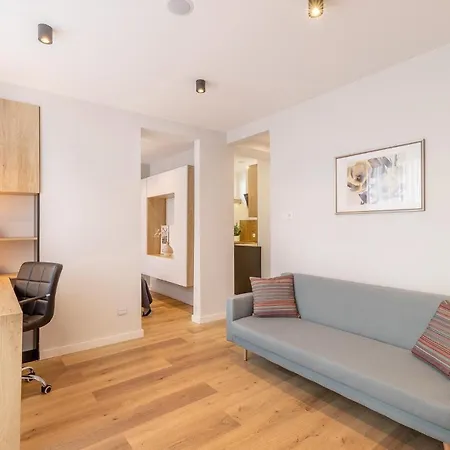 Piastowska Modern I Centrum