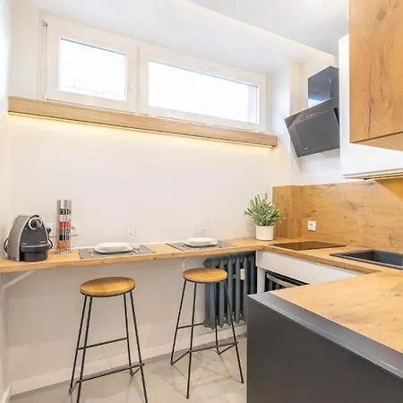 Piastowska Modern I Centrum